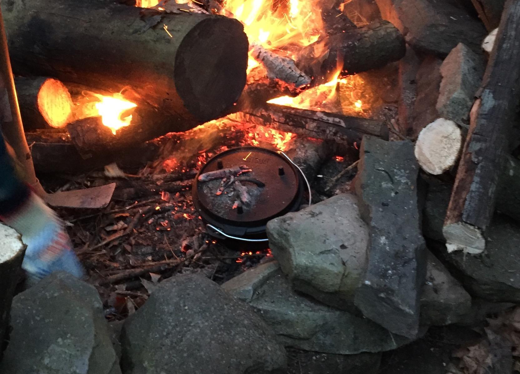 Camp Chef Cast Iron Dutch Oven, Pre-Seasoned, 6 qt - Model DO-10 customer photo 2