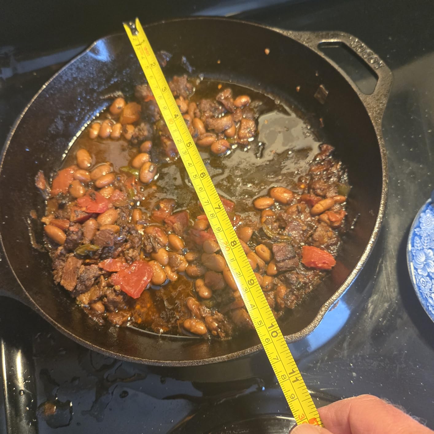 Lodge Pre-Seasoned Cast Iron Skillet, PFAS-Free, 6.5 Inches | Non-Toxic & Naturally Non-Stick Cast Iron Pan, Compatible with Oven, Stove, Grill & Campfire, Made in USA customer photo 1