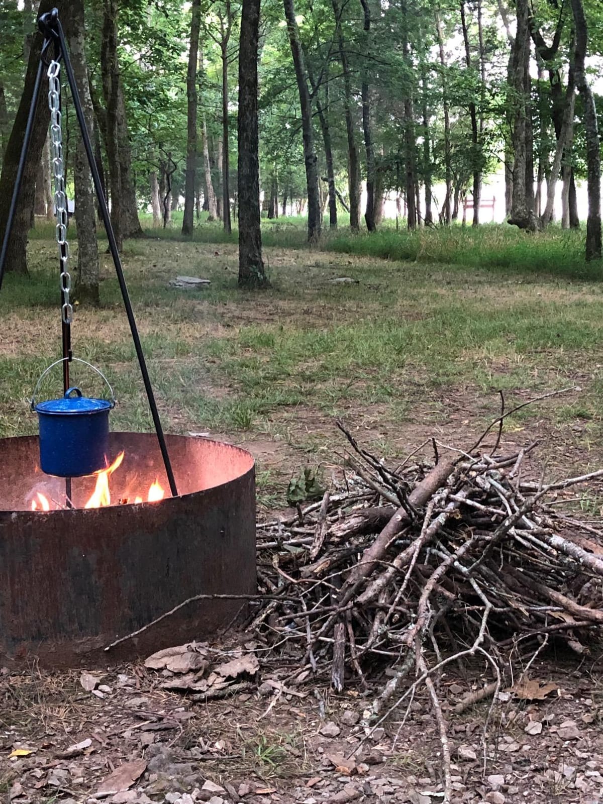 Camp Chef Dutch Oven Tripod, 50 inch, Black customer photo 1