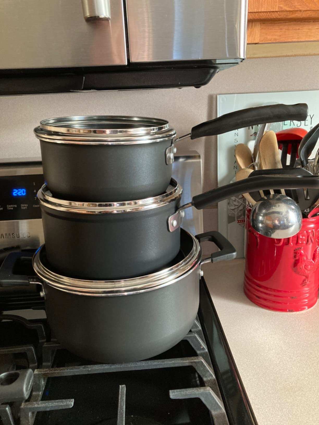 T-Fal Signature Nonstick Pots and Pans Set 12 Piece, Oven Broiler Safe 350F, Kitchen Cookware Set w/Fry Pans, Saucepans, Saute Pan, Dutch Oven, Griddle, Kitchen, Home, Dishwasher Safe, Black customer photo 1