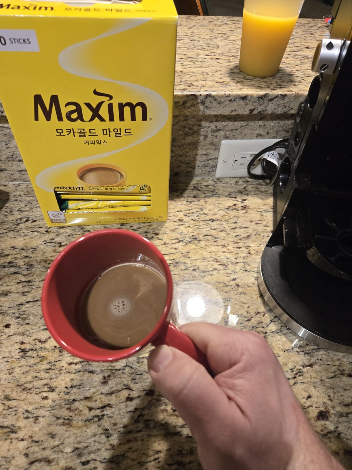 Maxim Mocha Gold Mild Coffee Mix 12g X 100pc (2.64 Pound) customer photo 2