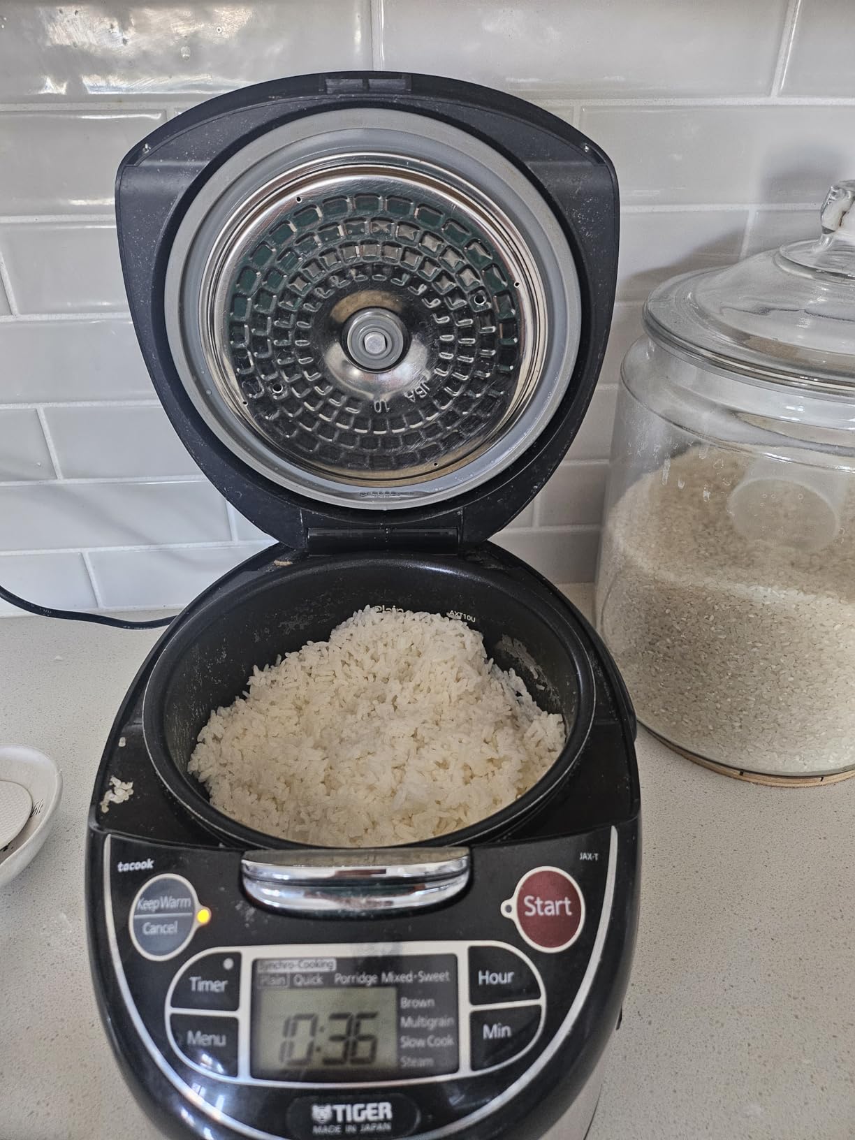 Tiger JAX-T10U-K 5.5-Cup Micom Rice Cooker and Warmer with Tacook customer photo 1