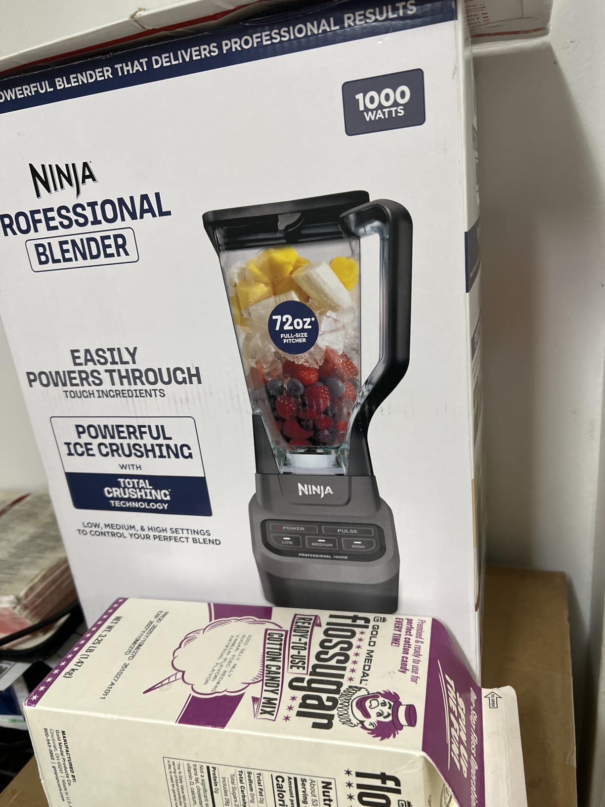 Ninja Professional Blender, 1000W, Total Crushing Tech, 72oz Pitcher, BL610 customer photo 2