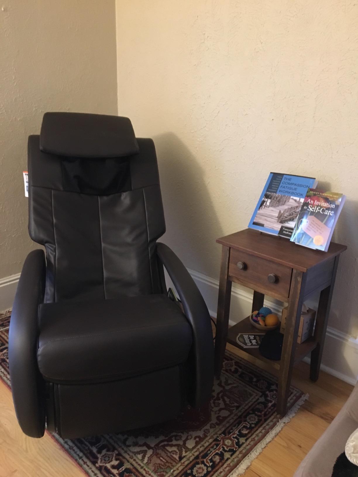 Human Touch WholeBody 7.1 Swivel-Base Full Body Relax and Massage Chair - Perfect for Home Relaxation and Stress Relief | Warm Air Heating | Customizable Massage | Retractable Ottoman | Espresso customer photo 1