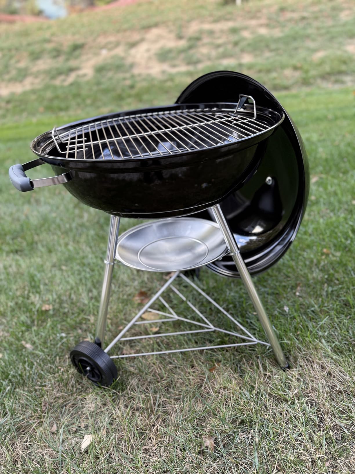 Weber Jumbo Joe Premium Compact Charcoal Grill, 22-Inch, Black customer photo 1