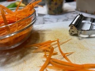 Sunkuka Potato Apple Vegetable Peeler Julienne Peeler for Kitchen - 3 in 1 Y Peeler for Fruit Veggie Carrot Cucumber Zucchini, Sharp Stainless Steel Peeler with Cleaning Brush customer photo 1
