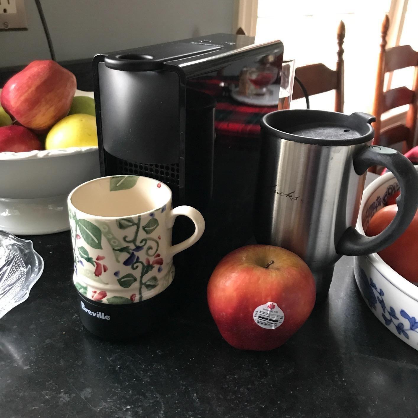 Breville Nespresso Original Essenza Mini Espresso Machine customer photo 1