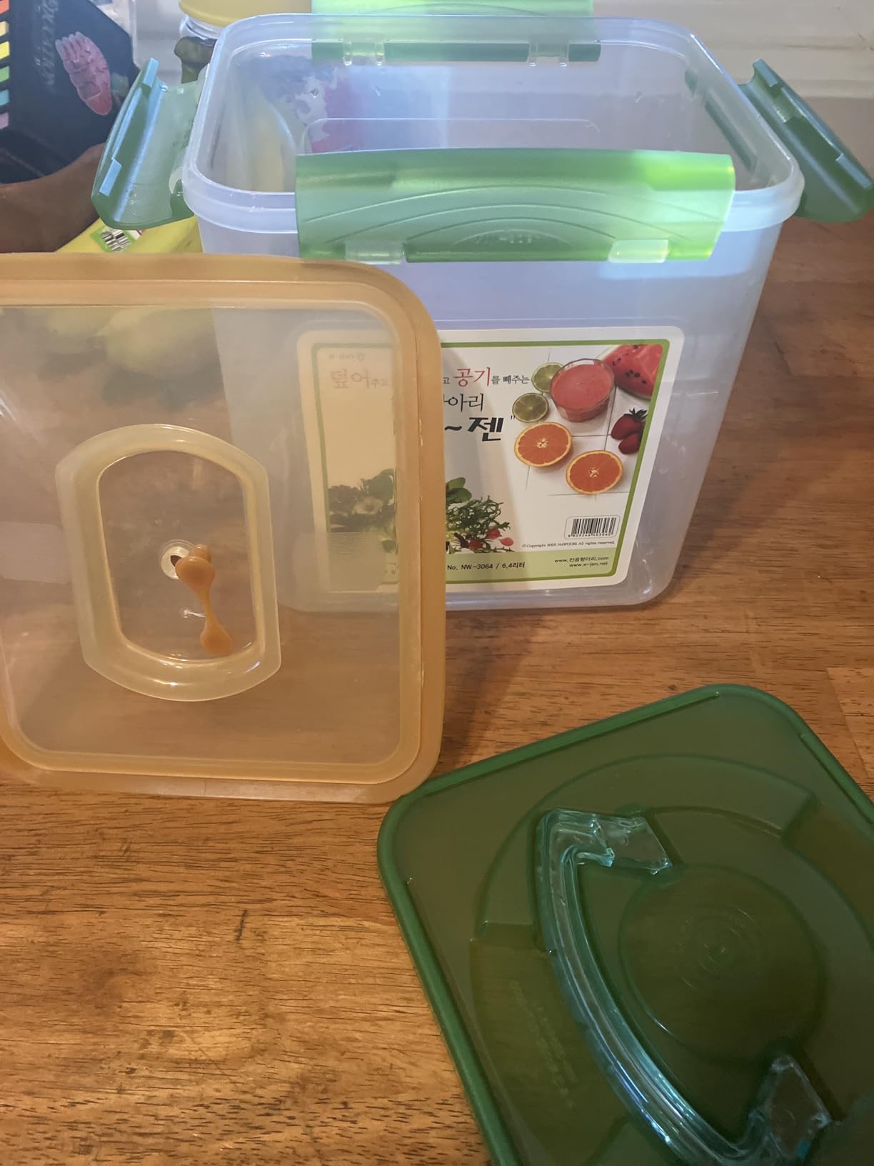 Premium Kimchi, Sauerkraut Container Probiotic Fermentation with Inner Vacuum Lid (Earthenware Brown, 1.9 gal/ 7.4L) customer photo 2