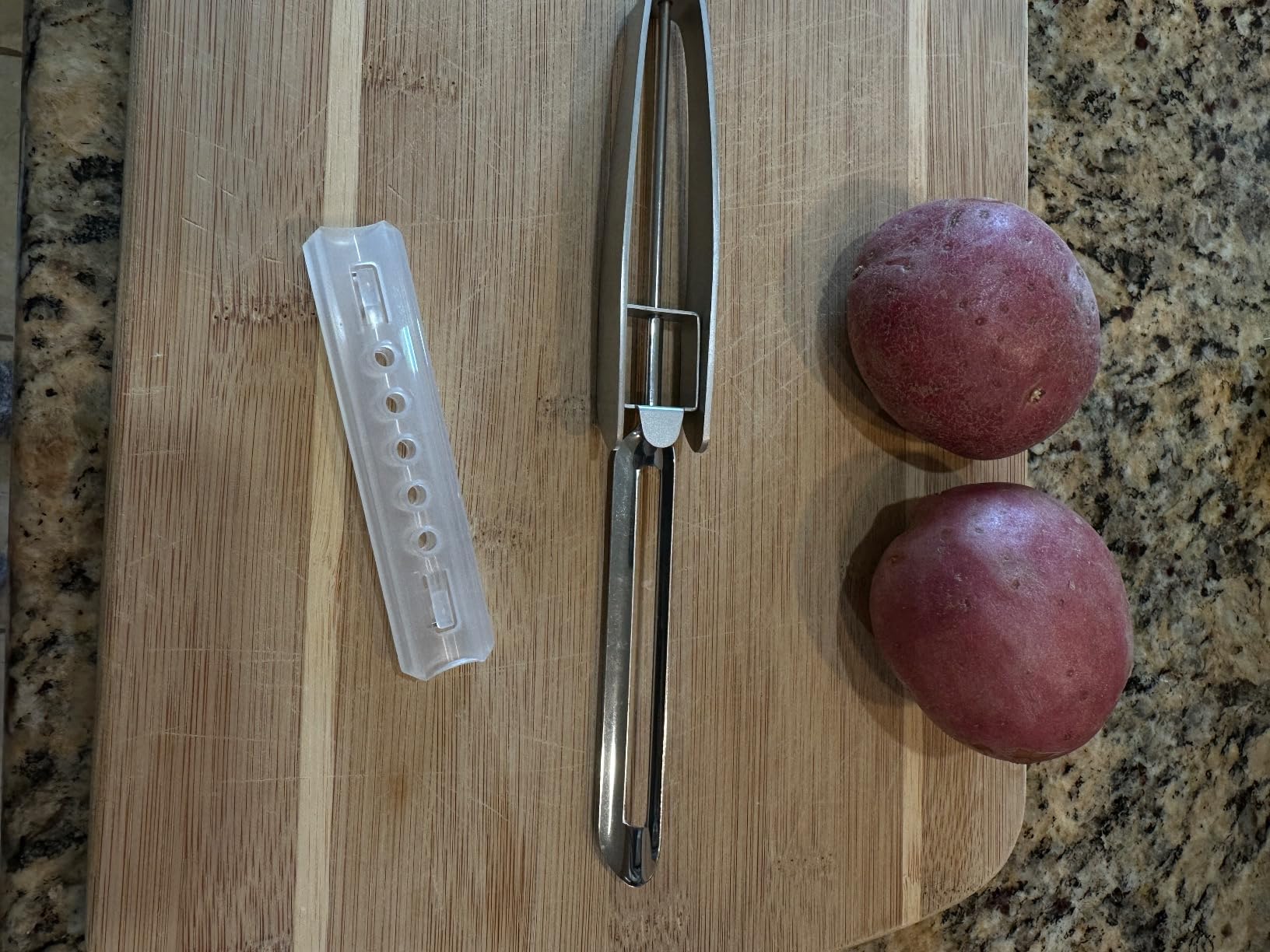 Stainless Steel Peeler Long Vegetable Peeler 8.5 inch Seki Japan | Potato Peeler Cabbage Peeler with Plastic Safety Cover customer photo 2