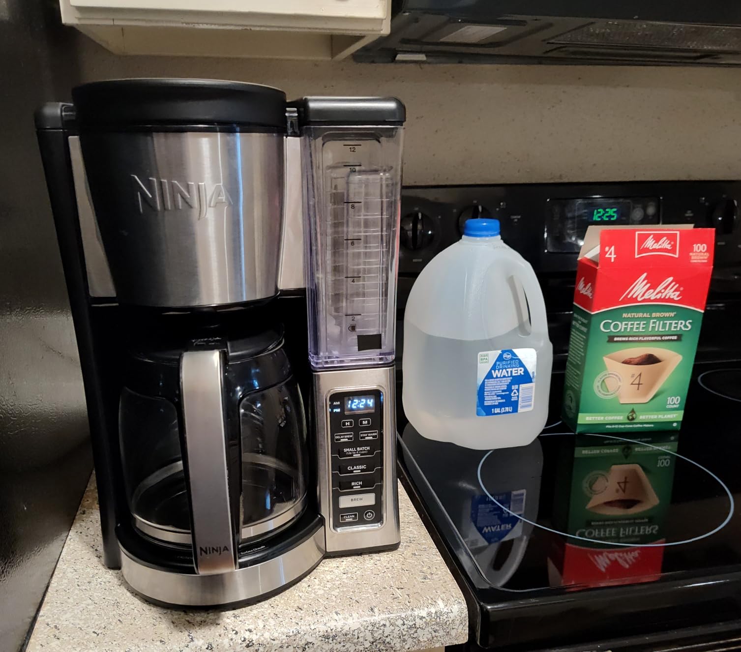 Ninja Fresh Brew Coffee Maker, 12 Cup Glass Carafe, Stainless Steel, CE251, Programmable, Classic & Rich brew, 70-oz Removable Water Reservoir, Small Batch, 24-hr Delay Brew, Adjustable Warming Plate customer photo 1