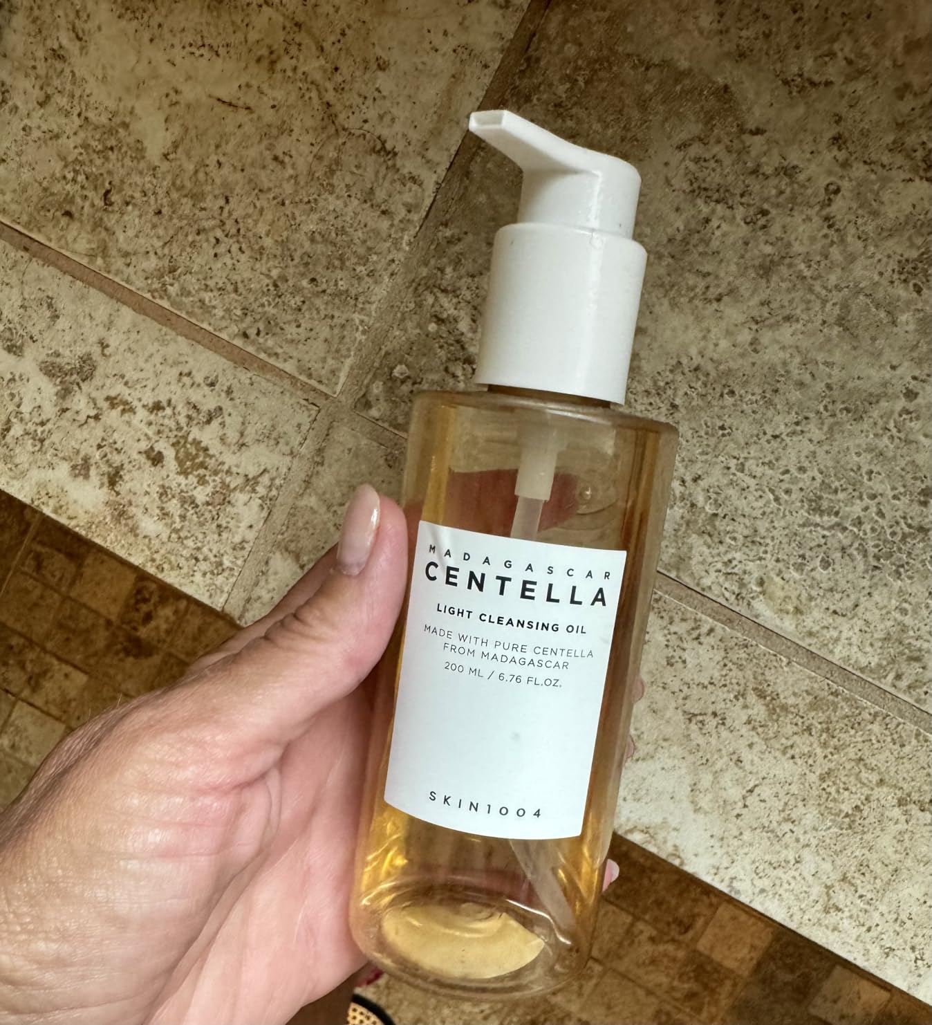 SKIN1004 Madagascar Centella Light Cleansing Oil 6.76 fl.oz customer photo 2