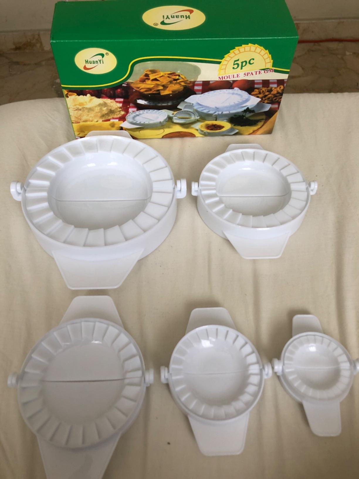 Dumpling Maker Dumpling Tools 5Packs with Different Sizes of Dumpling Mold, Perfect for Making Hand pies, Dumplings, Ravioli, Calzones, Dough Press 5.5/7.5/9.5/12/15.5cm customer photo 1