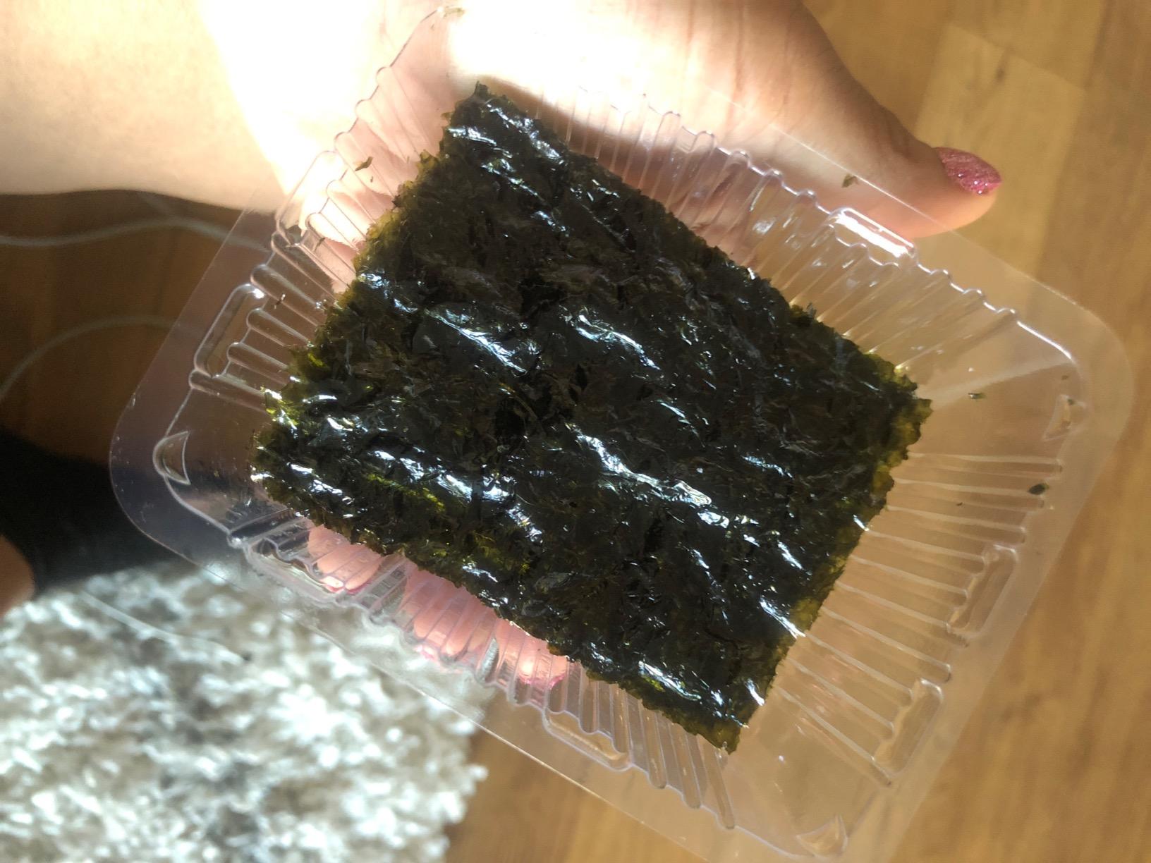 KIMNORI Seasoned Seaweed Snacks Sheets - Organic Sea Salt Flavor 24 Individual Packs Roasted Crispy Premium 100% Natural Laver Kim Nori 4g customer photo 2