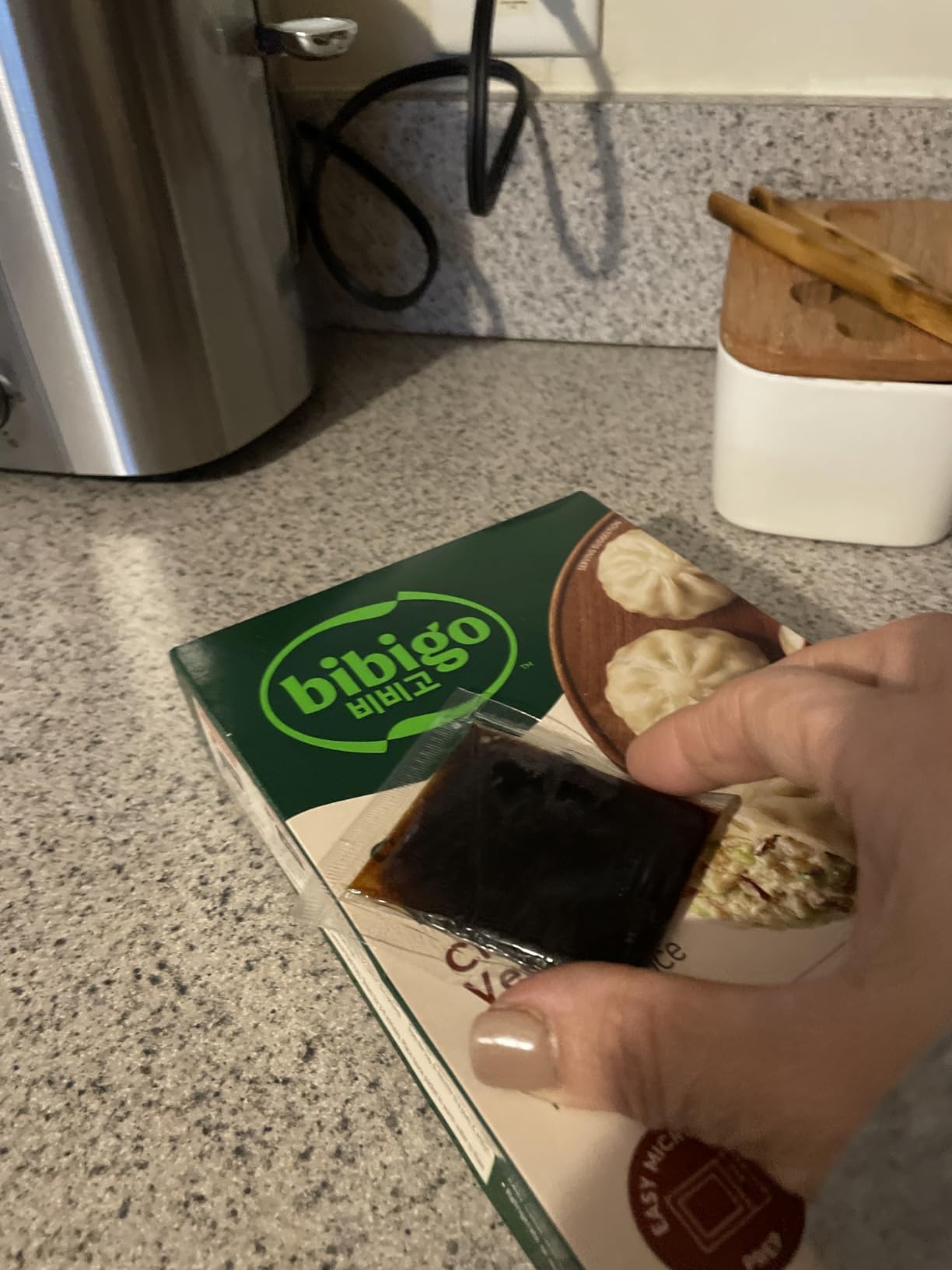 Bibigo Chicken and Vegetable Steamed Dumplings, 6.6 Oz customer photo 2