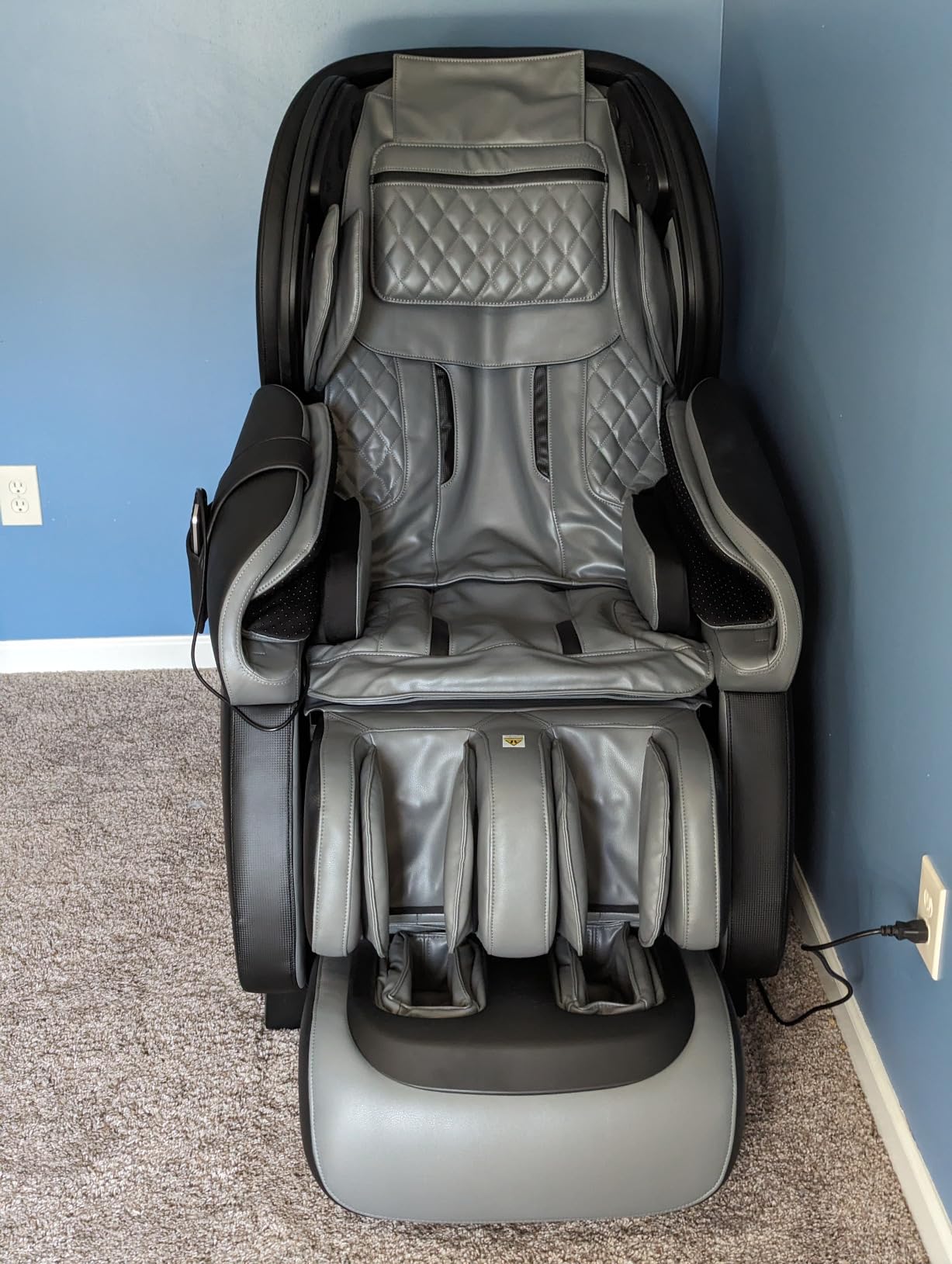 Osaki Pro OS-4D Paragon | Beige | Massage Chair | Multi-Angle L-Track 4D Massage | Zero Gravity | Space Saving | Heating Foot Roller | Voice Recognition customer photo 5