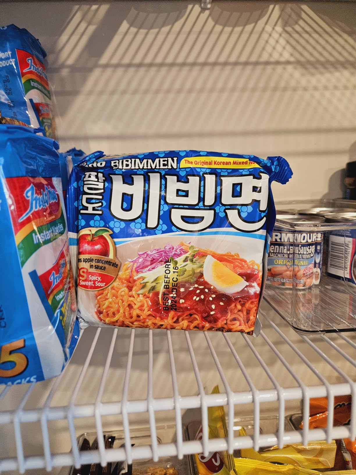 Fun & Yum Bibim Men Instant Cold Noodles, Pack of 5, Brothless Cold Ramen with Sweet & Spicy Seasoning Sauce, Oriental Style Korean Ramyun, Soupless K-Food customer photo 1