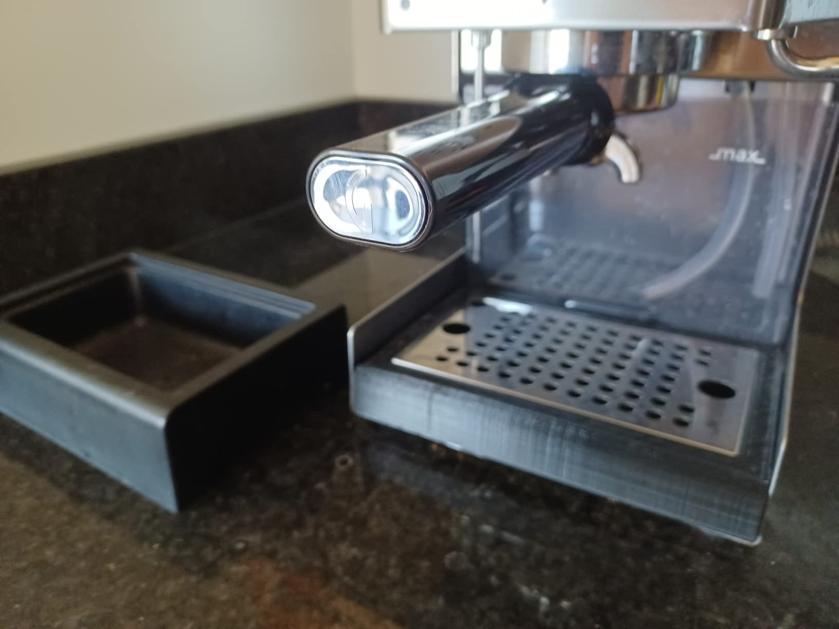 Gaggia RI9380/49 Classic Evo Pro Espresso Machine, Thunder Black customer photo 2