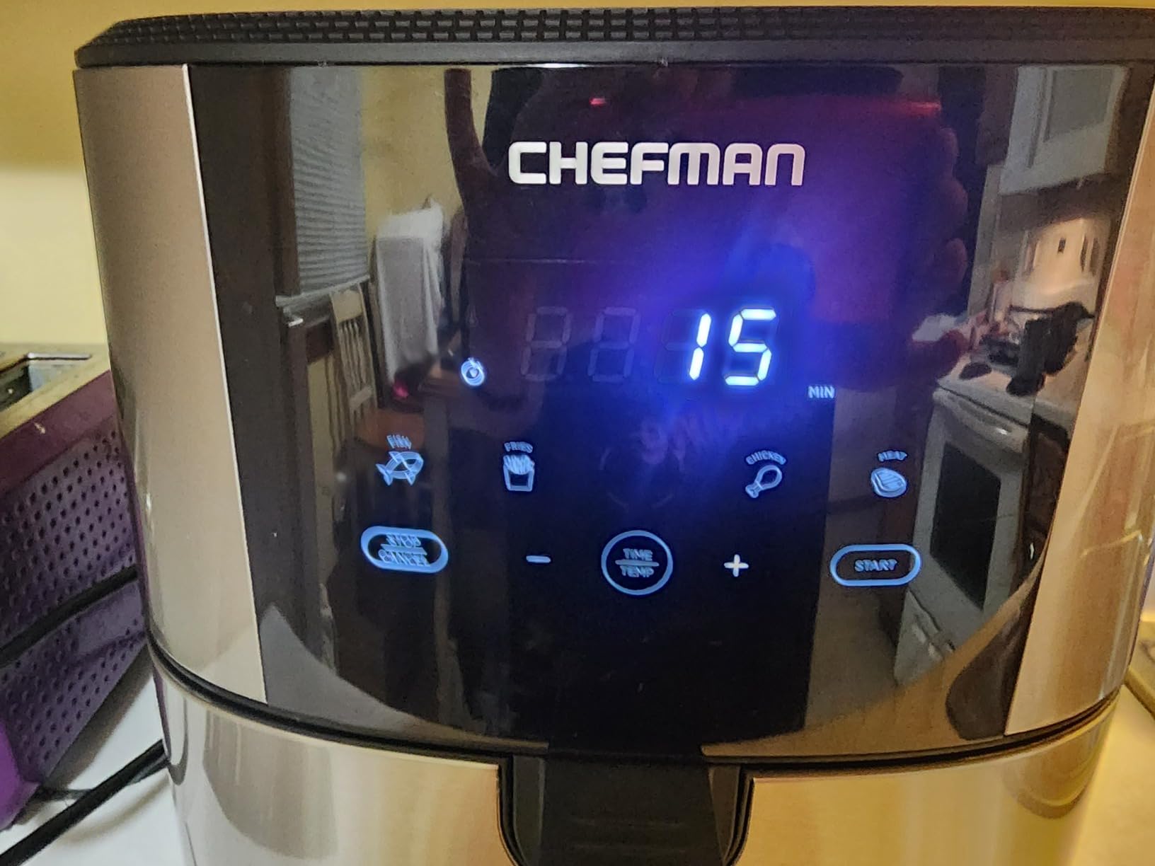Chefman Air Fryer 8 Qt | TurboFry 4-in-1 with 450°F Hi-Fry Option for Crispier Results | Bake, Dehydrate, Frozen | XL Nonstick Dishwasher-Safe Basket | Stainless Steel customer photo 1
