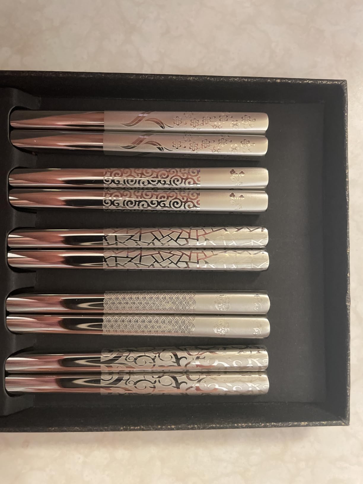 Metal Chopsticks Reusable 18/8 Stainless Steel Chopsticks Multipack Dishwasher Safe Chop Sticks Cute Laser Engraved Non-slip Japanese Korean Chopstick for Cooking Eating 9 1/4 Inches 5 Pairs Gift Set customer photo 2