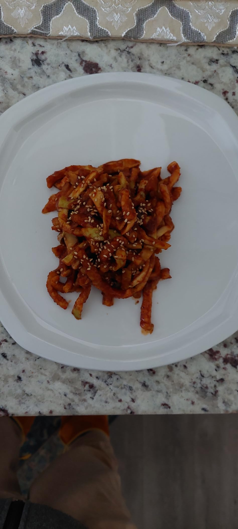 Dried Radish Strips 무말랭이 Korean Sun-Dried Daikon, Naturally Sweet & Chewy Texture, No Additives, Ideal for Kimchi, Stir-Fry & Side Dish, 6 oz / 170 g customer photo 1