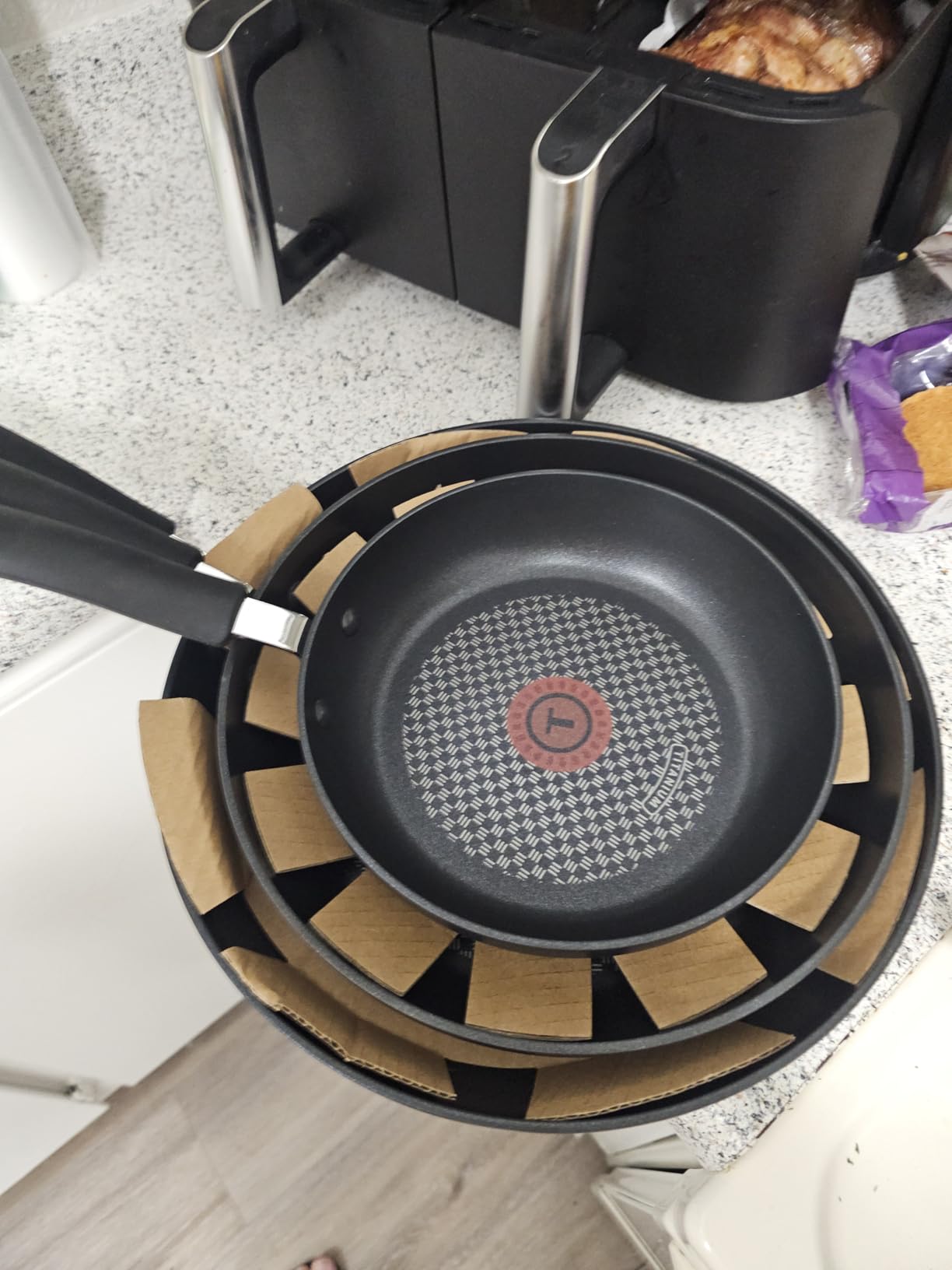 T-Fal Ultimate Hard Anodized Nonstick Fry Pan Set 3 Piece: 8, 10.25, & 12 Inch, Oven Broiler Safe 400F, Kitchen Cookware Set, Pots and Pans Set Non Stick, Frying Pans, Skillets, Dishwasher Safe, Onyx customer photo 1