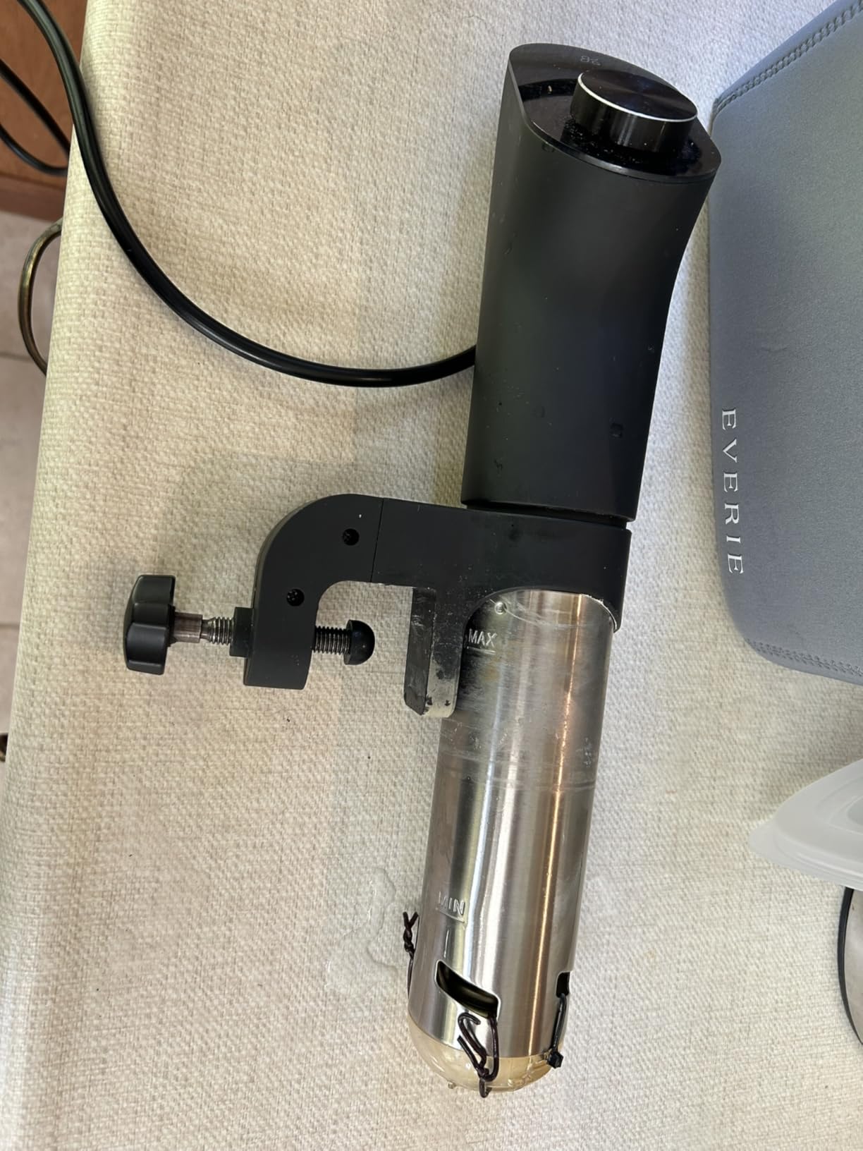 Greater Goods Sous Vide Cooker, 1100W, No App or WiFi Needed (Onyx Black) | Quiet Brushless Immersion Circulator, Stainless Steel Cover, Precision Dial Control, Calibration & Steady Temps for 15L Baths customer photo 1