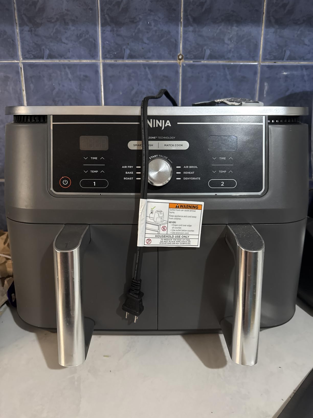 Ninja DZ401 Foodi 10 Quart 6-in-1 DualZone XL 2-Basket Air Fryer with 2 Independent Frying Baskets, Match Cook & Smart Finish to Roast, Broil, Dehydrate for Quick, Easy Family-Sized Meals, Grey customer photo 1