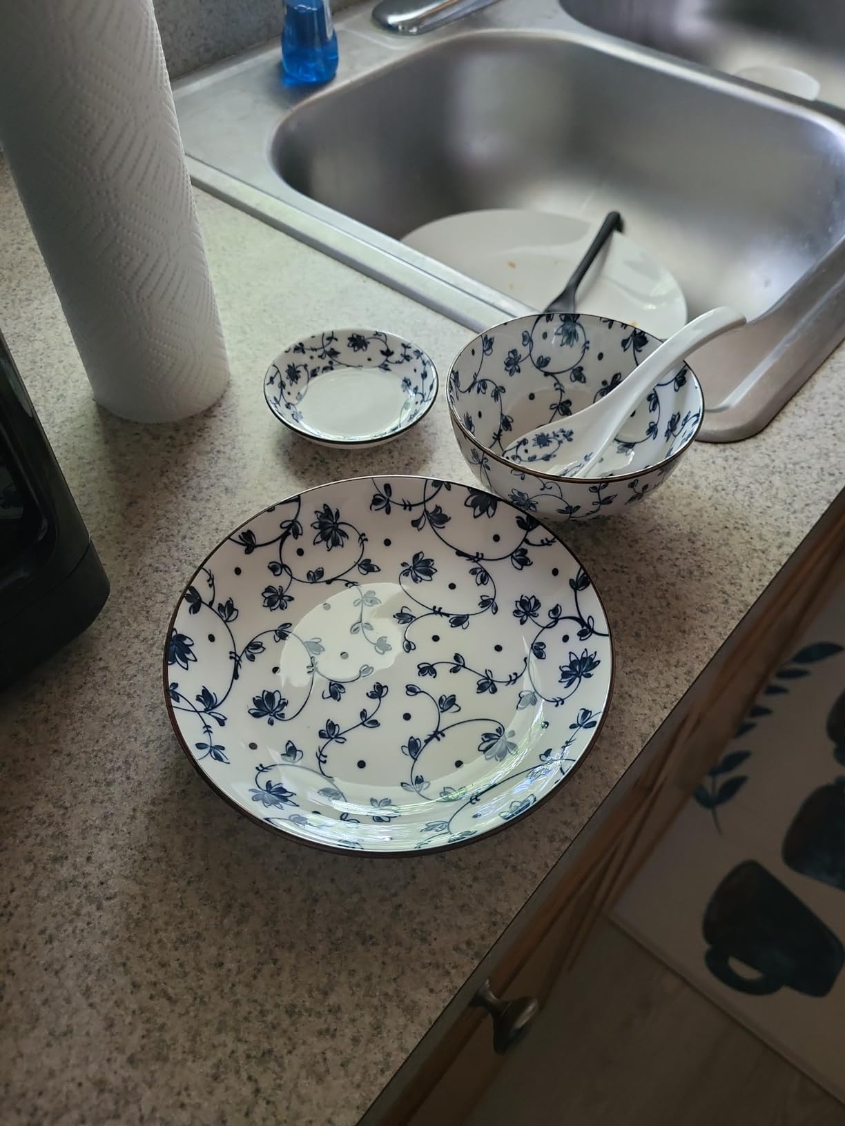Gegong Blue and White Porcelain Dinnerware Set, Dishes, Bowl, Spoon, Chopsticks, Service for 1, Colorful Glazed Ceramic Set, Gift Box Packaging (Plum, Orchid, Bamboo and Chrysanthemum) customer photo 2
