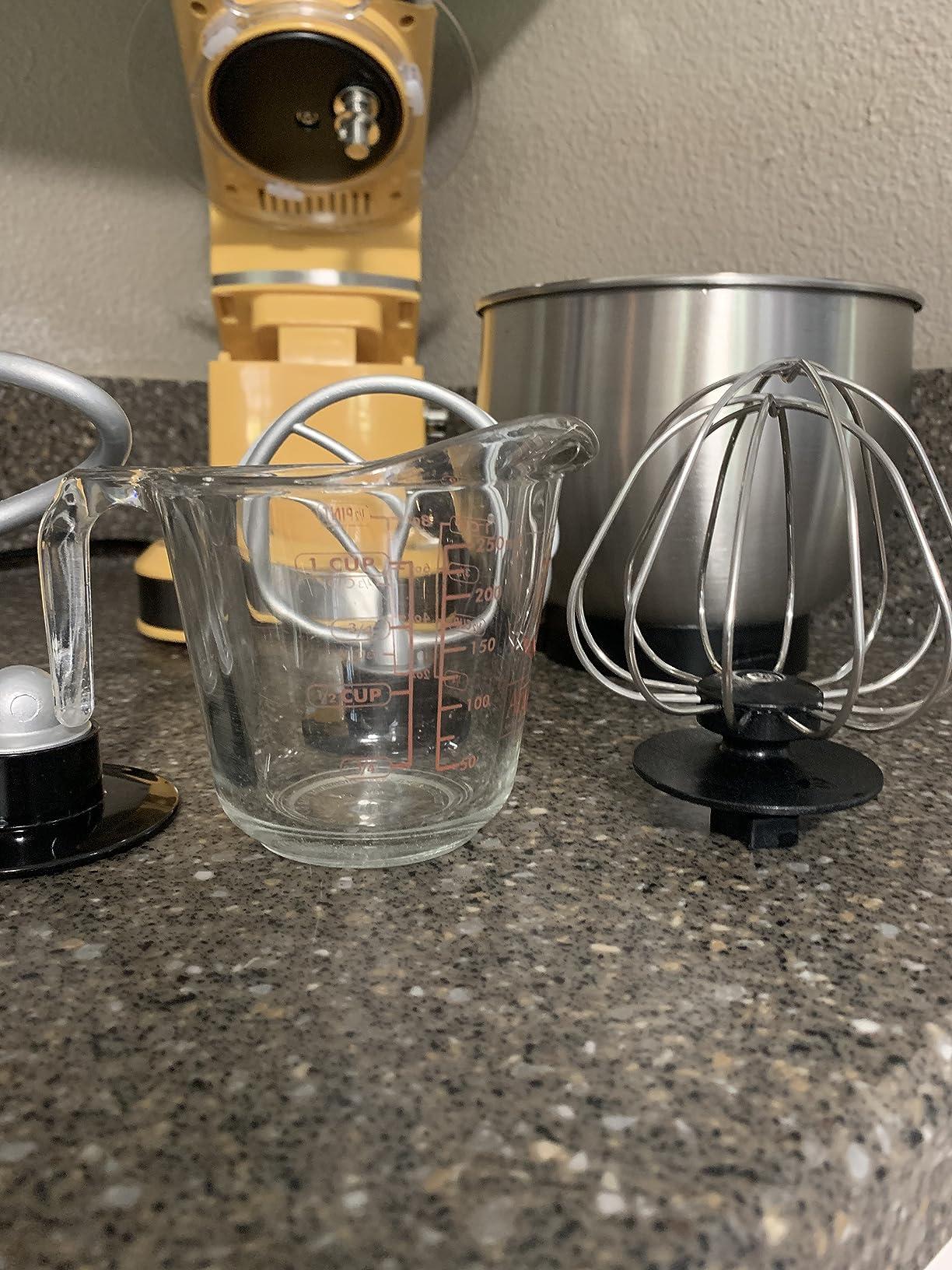 Kitchen in the box Stand Mixer, 3.2Qt Small Electric Food Mixer, 6 Speeds Portable Lightweight Kitchen Mixer customer photo 1
