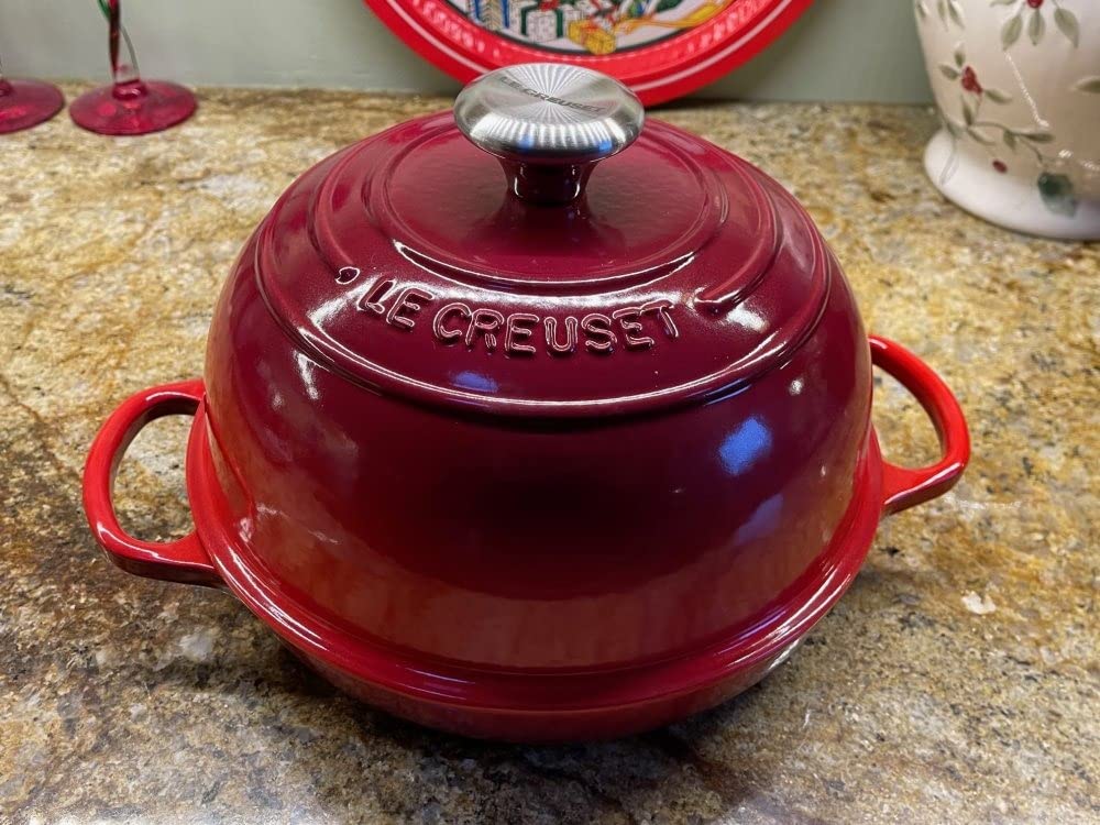 Le Creuset Enameled Cast Iron Signature Round Bread Oven, 9.5 inch, Cerise customer photo 1