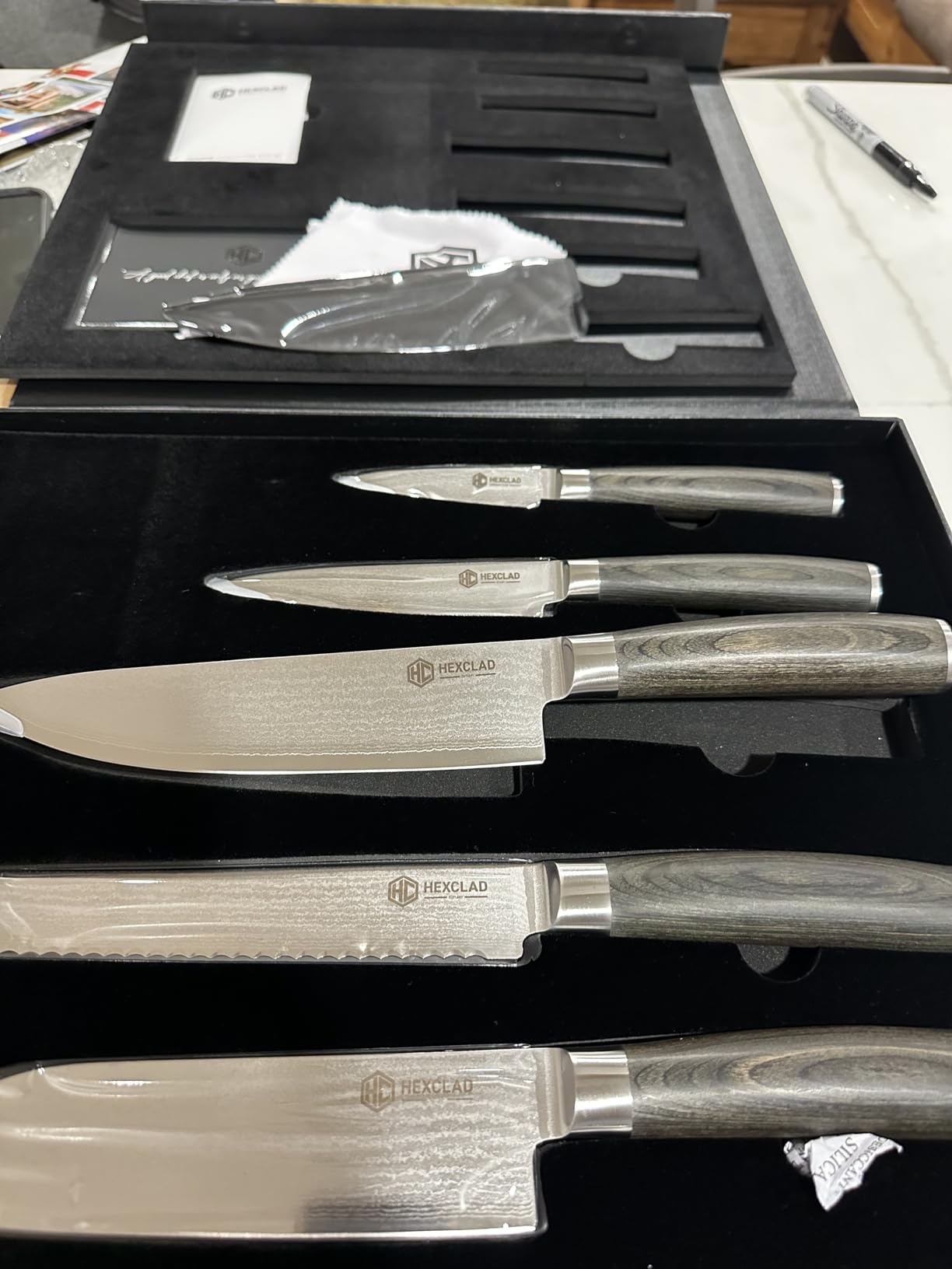 HexClad Green 6 Piece Japanese Damascus Stainless Steel Knife Set | Full Tang Construction, Pakkawood Handle, 67 Layers Steel customer photo 2