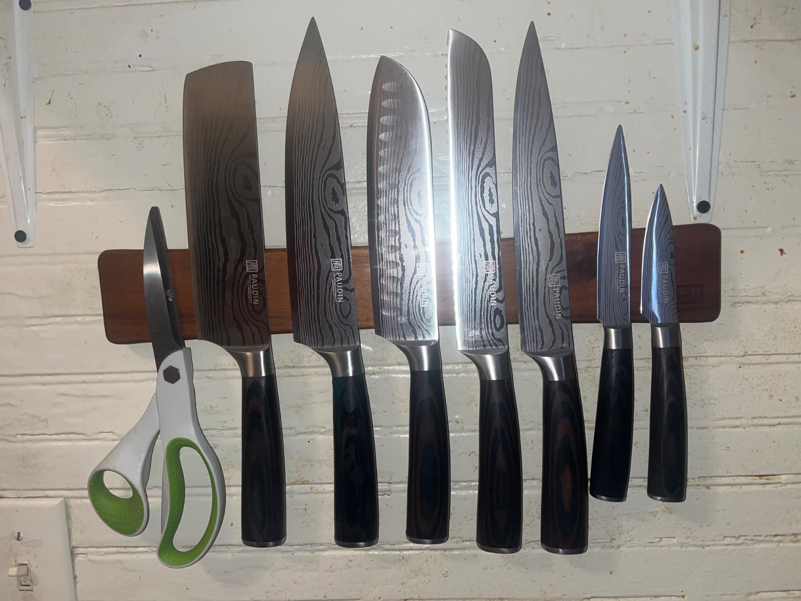 PAUDIN Chef Knife Set, 7 Pieces Kitchen Knife Set, High Carbon Stainless Steel, Ultra Sharp Knife Set, Professional Knives Set for Kitchen with Pakkawood Handle customer photo 2
