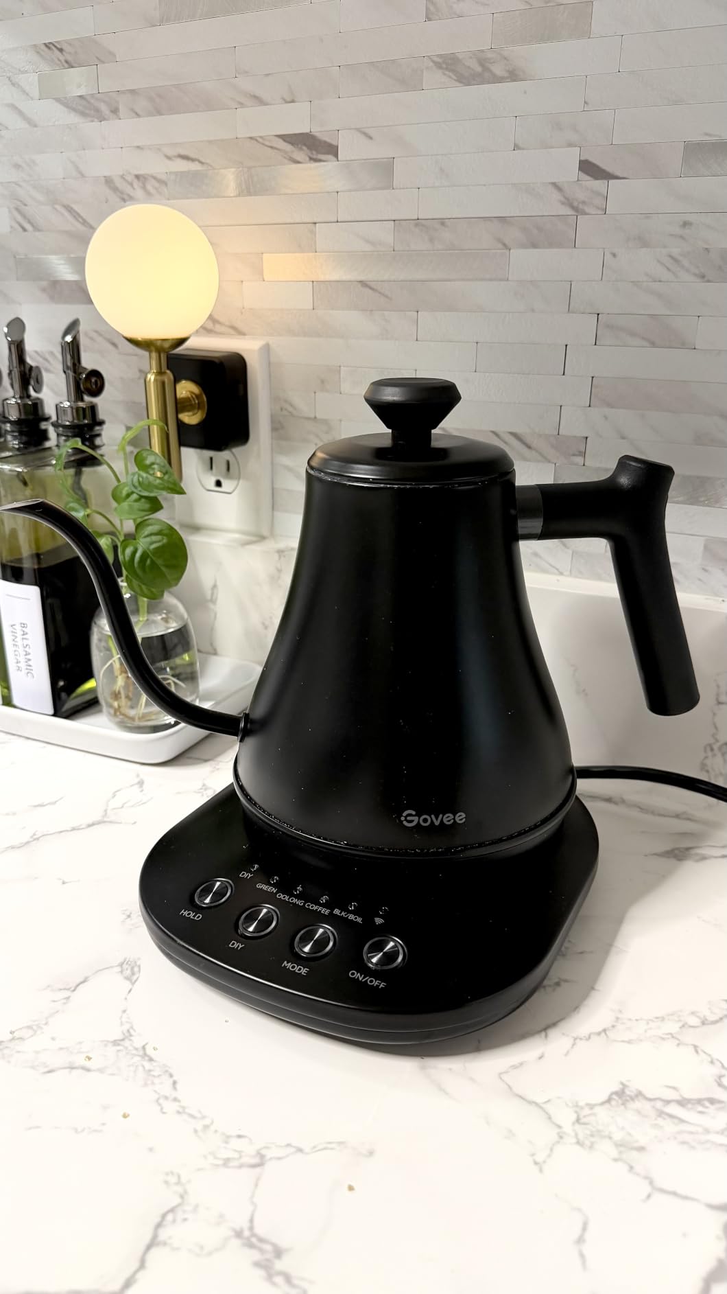 Govee Smart Electric Kettle, WiFi Variable Temperature Gooseneck Tea Kettle | Pour Over Kettle and Electric Tea Kettle, Alexa Control, 1200W Quick Heating, All Stainless Steel, 0.8L Matte Black customer photo 2