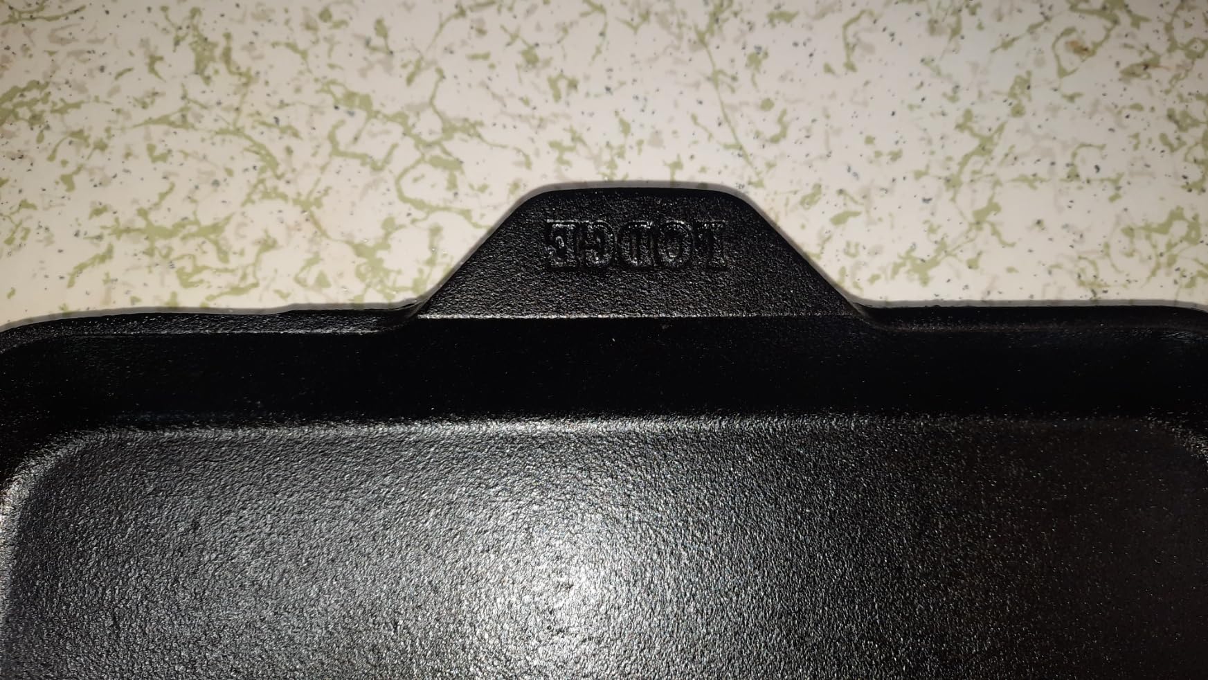 Lodge Pre-Seasoned Cast Iron Square Griddle, PFAS-Free, 11 Inches | Cast Iron for Pancakes, Eggs, Bacon & Grilling Favorites, Durable & Even Heat Distribution, Non-Toxic, Made in USA customer photo 1