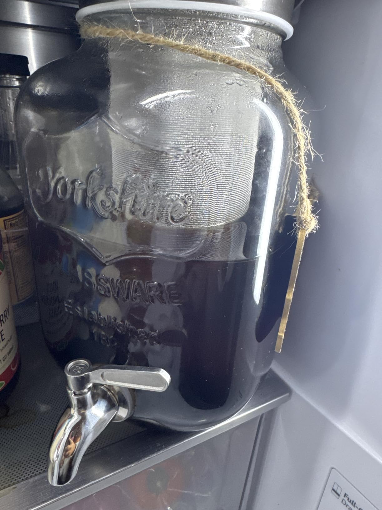 1 Gallon Cold Brew Coffee Maker - 3rd Generation Fine Mesh Filter - Stainless Steel Spigot - Extra Thick Large Glass Mason Jar Drink Dispenser customer photo 2