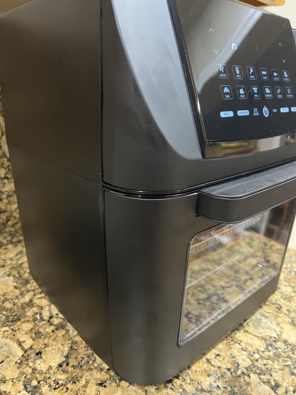 Gourmia Air Fryer - 14 Qt Rotisserie Oven with Window, Stainless Steel, Digital Display, 12 Presets, Includes Rotisserie Tools customer photo 1