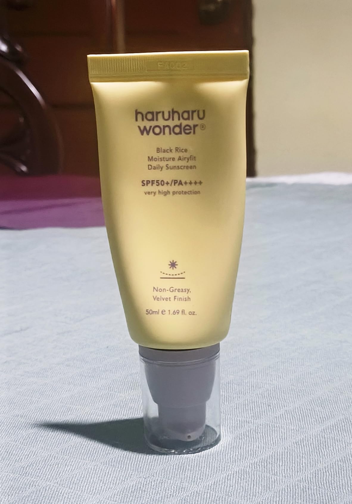 Haruharu Wonder Black Rice Moisture Airyfit Daily Sunscreen 1.69fl.oz - Velvet Finish, No White Cast, Hydrating, Moisturizing, Korean Skin Care, Vegan, Clean Beauty customer photo 2