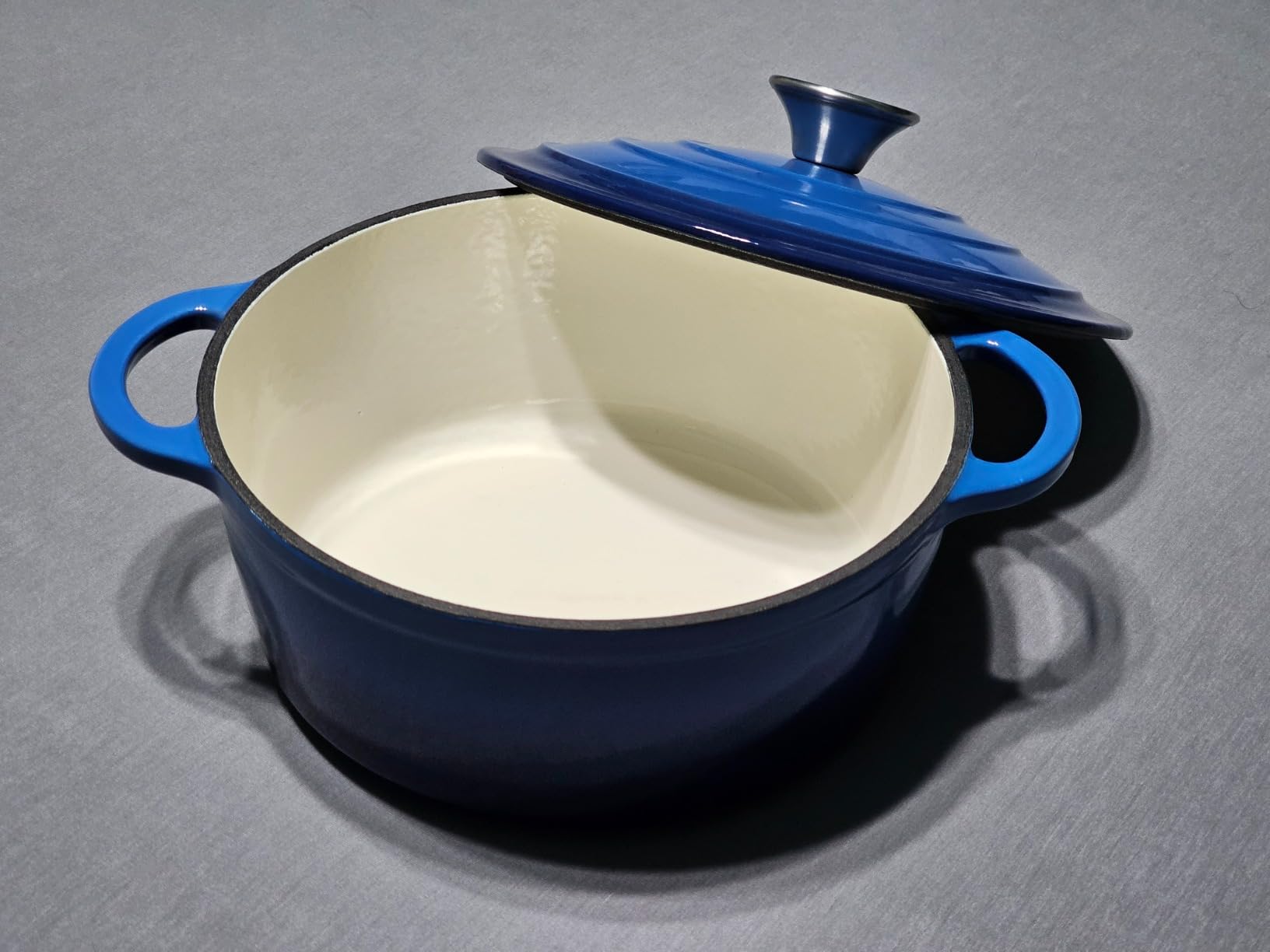 6 Quart Dutch Oven Enameled Cast Iron with Lid - Big Dual Handles - Oven Safe up to 500°F - Classic Round Pot for Versatile Cooking (Blue, 6 QT) customer photo 2