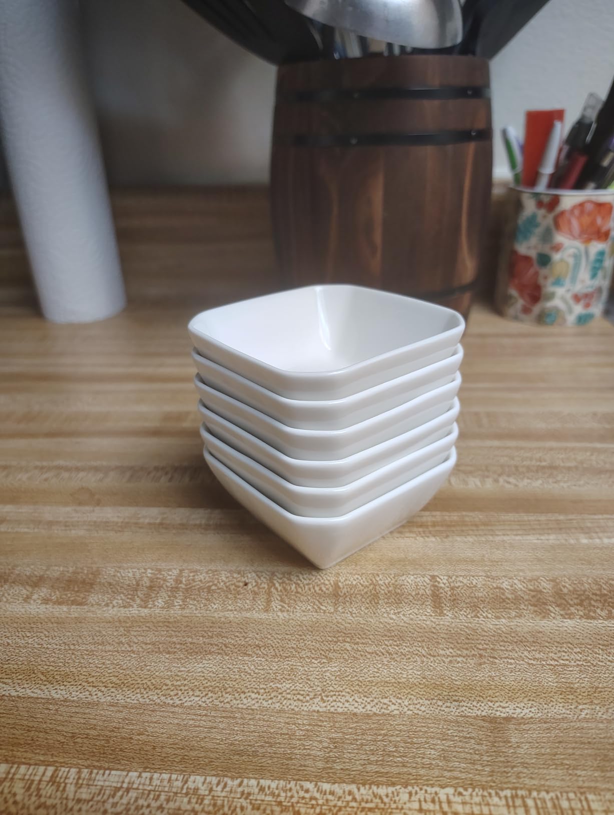 Mfacoy 6 Pack Soy Sauce Dishes, 3 oz Ceramic Dipping Bowls, Pinch Bowls, Small Dip Bowl Set, Sauce Dish Bowl, Mini Bowl for Side Dish, Ketchup, Soy, BBQ, Sushi, Party, Condiments Serving Bowl Set customer photo 1