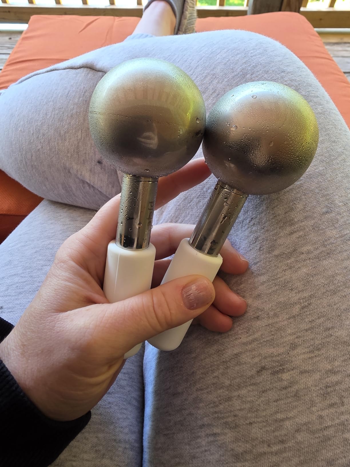 360 Rotating Ice Globes for Face & Eyes, Unbreakable Stainless Steel Cryo Sticks for Beauty Routines, Facials Cold Roller Colling Globes for Puffiness, Wrinkles, Dark Circles, Headaches | Beauty Routine, Facial Massage, Puffy Eyes, Ice Facial, Cooling Therapy, Spa Tool, Skin Refreshing, Esthetician Supplies customer photo 1