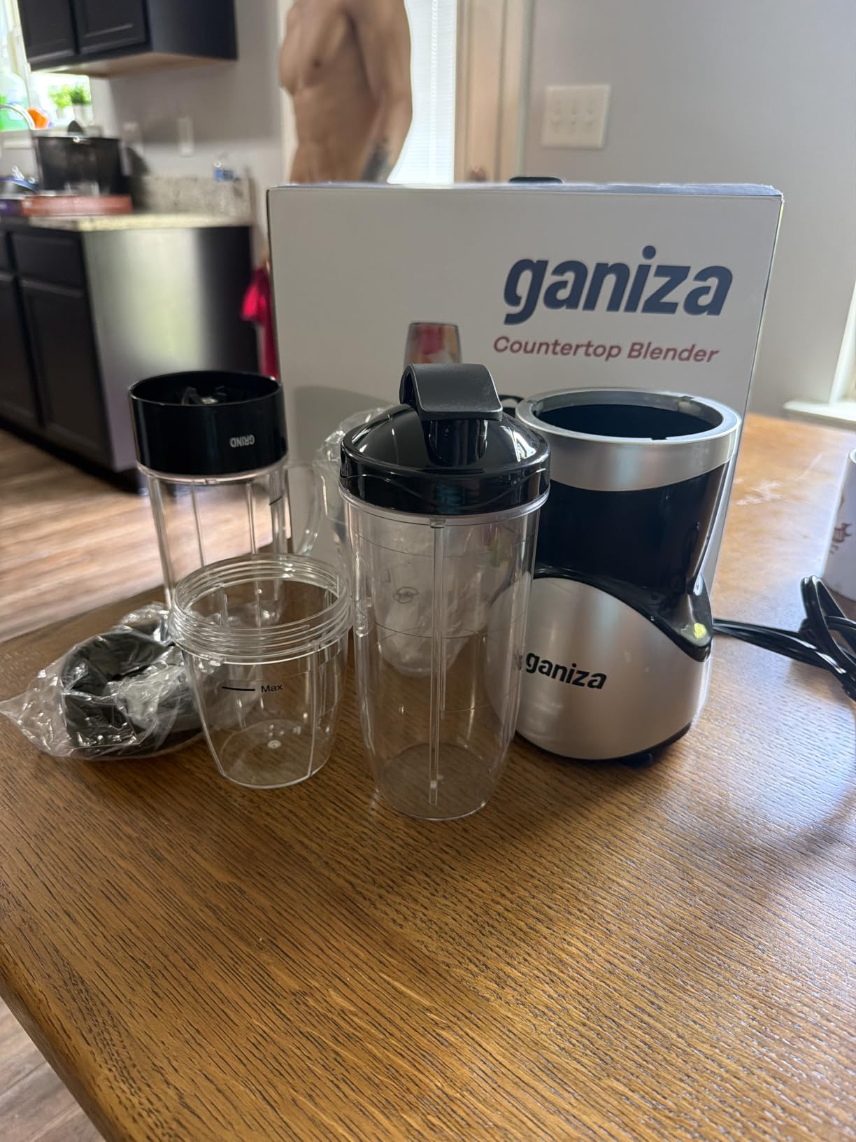 Ganiza Smoothie Blender, 900W Blenders Shakes and Smoothies | 15-Piece Personal Blender and Grinder Combo for Kitchen customer photo 1