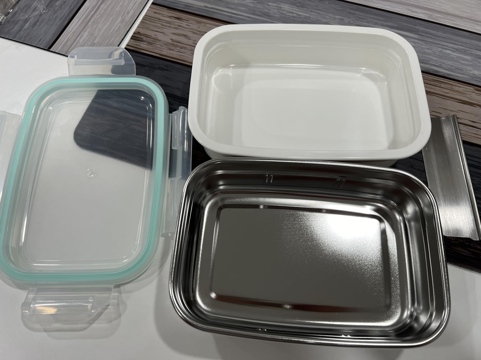 Innobaby Keepin' Fresh Stainless Steel Divided Bento Snack Box with Lid for Kids and Toddlers, Removable Divider, BPA Free, 19 oz, Aqua customer photo 1