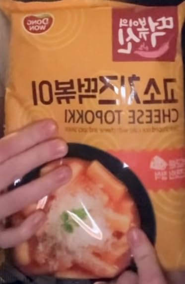 DONG WON Topokki with Cheese and Spicy Sauce, Korean Rice Cake Stick, Korean Street Food, 8.46 OZ customer photo 2