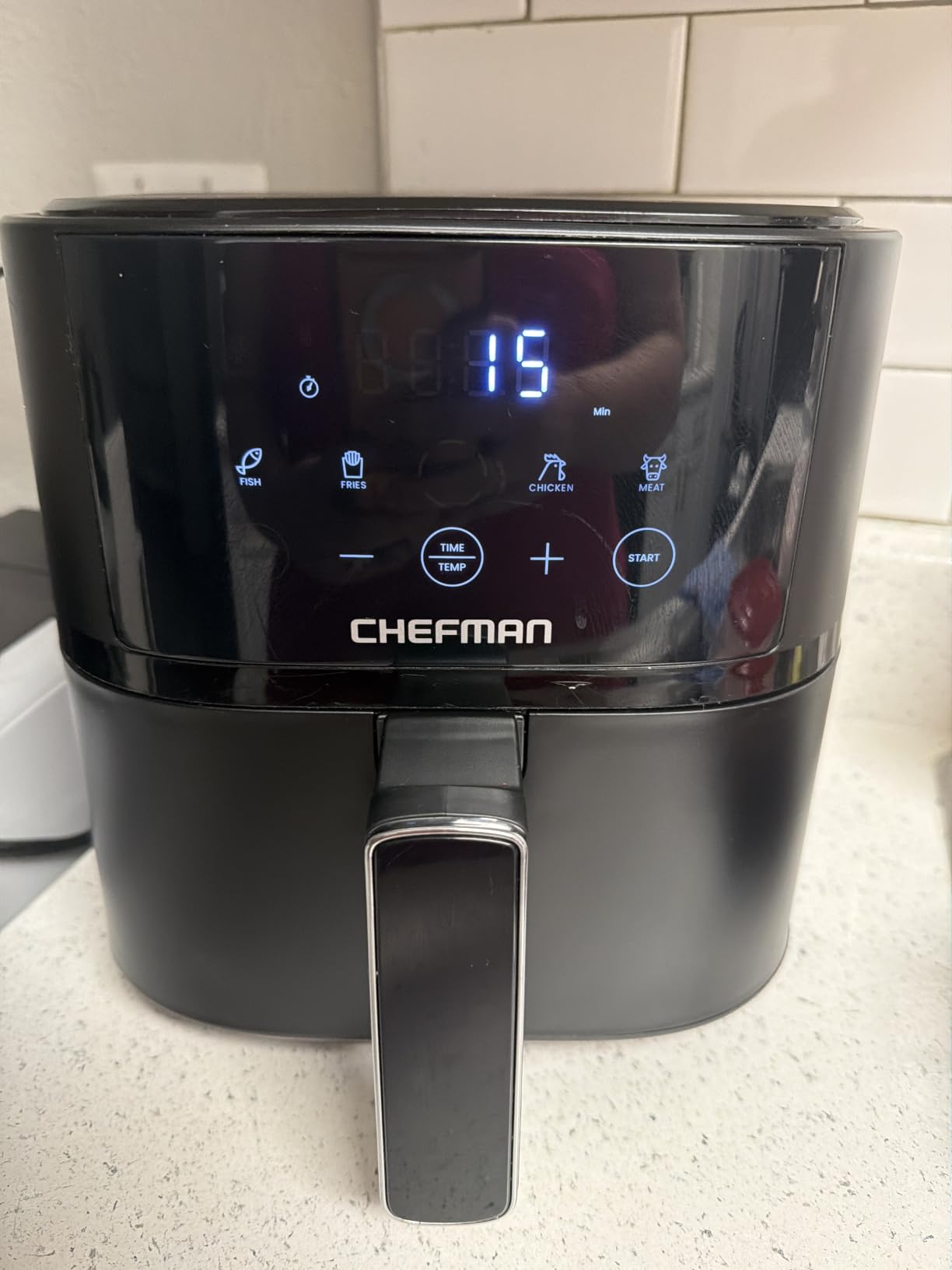 Chefman Air Fryer - 4 QT Compact Airfryer for Quick & Easy Meals in Minutes, Features Hi-Fry Technology for Extra Crisp, Touchscreen Controls with 4 Presets, Nonstick & Dishwasher Safe Basket - Black customer photo 2