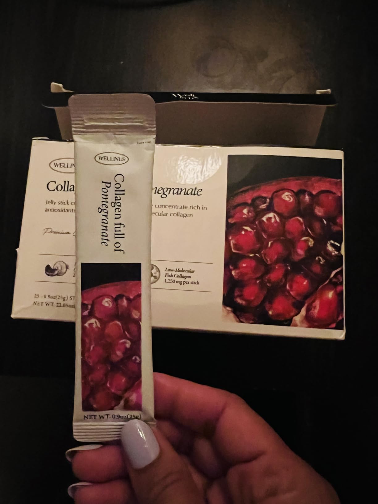 WELLINUS Korean Marine Collagen Jelly Sticks - Pomegranate Marine Collagen Peptides for Glowing Skin, Hair & Nails, Anti-Aging Beauty Supplement, Sugar-Free, Halal & GMO-Free, 25 Travel Packs customer photo 1