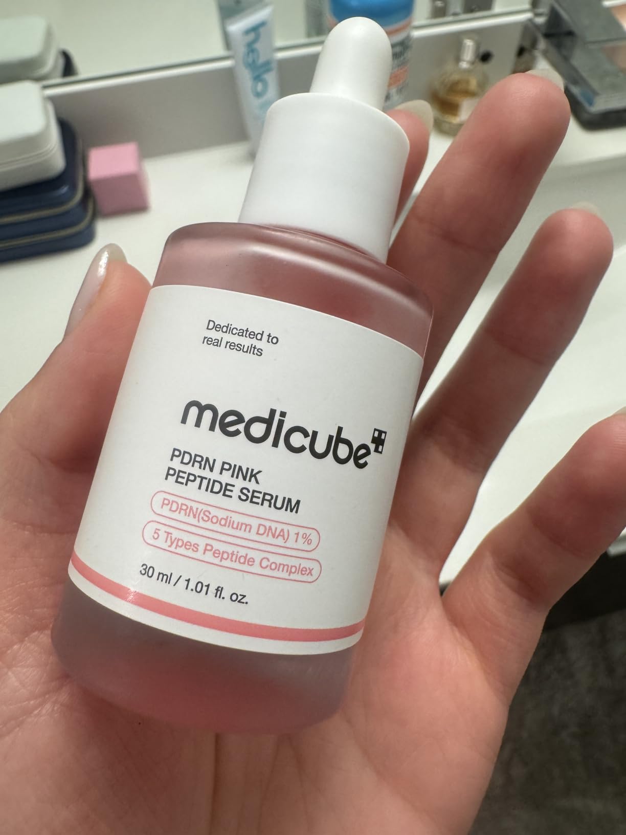 medicube PDRN Pink Peptide Serum with Salmon DNA | Pink Glow Serum with Peptides & Niacinamide customer photo 2