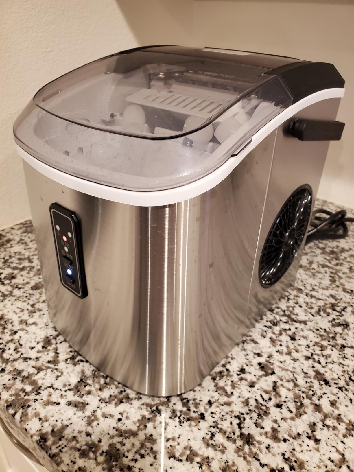 EUHOMY Ice Maker Countertop, 9 Cubes Ready in 6 Mins, 26lbs/24H, Self-Cleaning, Portable Ice Maker Machine with Carry Handle, Basket and Scoop, 2 Sizes of Bullet Ice for Home, Kitchen, Office customer photo 2