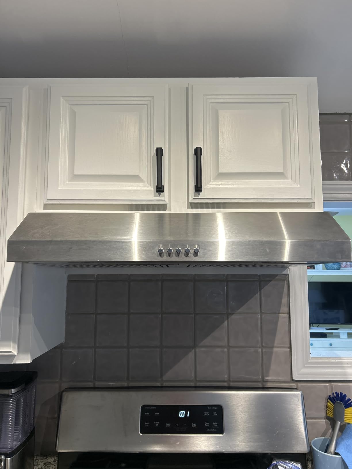 24 inch Range Hood Under Cabinet, Stainless Steel Range Hood 280CFM, Slim Kitchen Stove Hood w/Push Button, Ducted/Ductless Convertible, 3 Speeds Exhaust Fan, LED Light and Carbon Filter customer photo 2