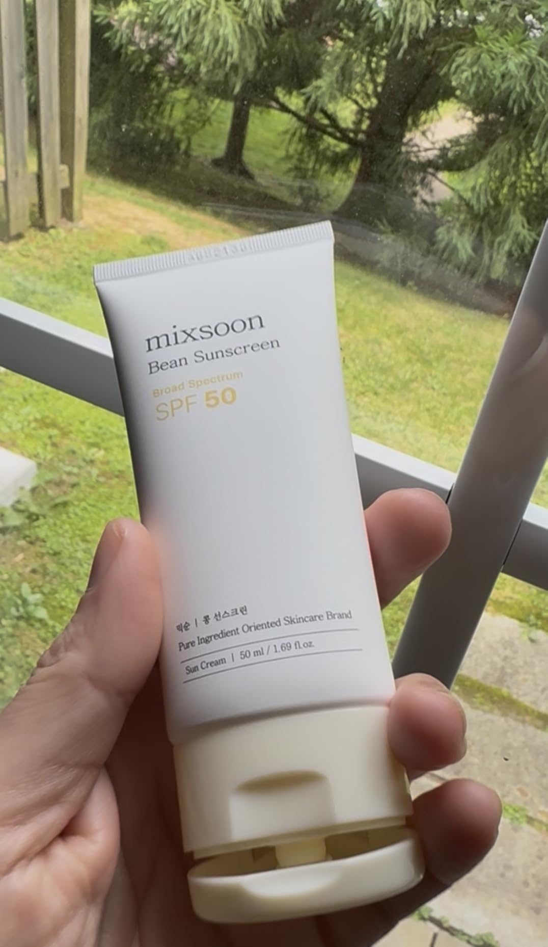 Round Lab Bean Sunscreen - Lightweight Airy Texture SPF 50 No Pilling Korean Sunscreen for Face, No White Cast, Non-Sticky, 50ml / 1.69 fl.oz. Korean Glass Skin Care customer photo 2