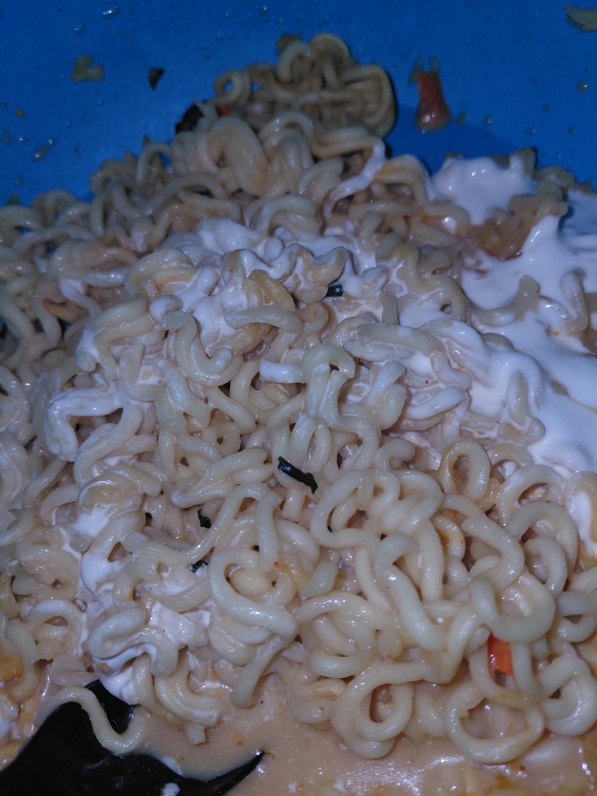 Cheesy Ramen - Cheddar Soup Ramen | Mild Kick, Creamy & Savory Korean Noodles | 3.92 oz (Pack of 4) customer photo 1